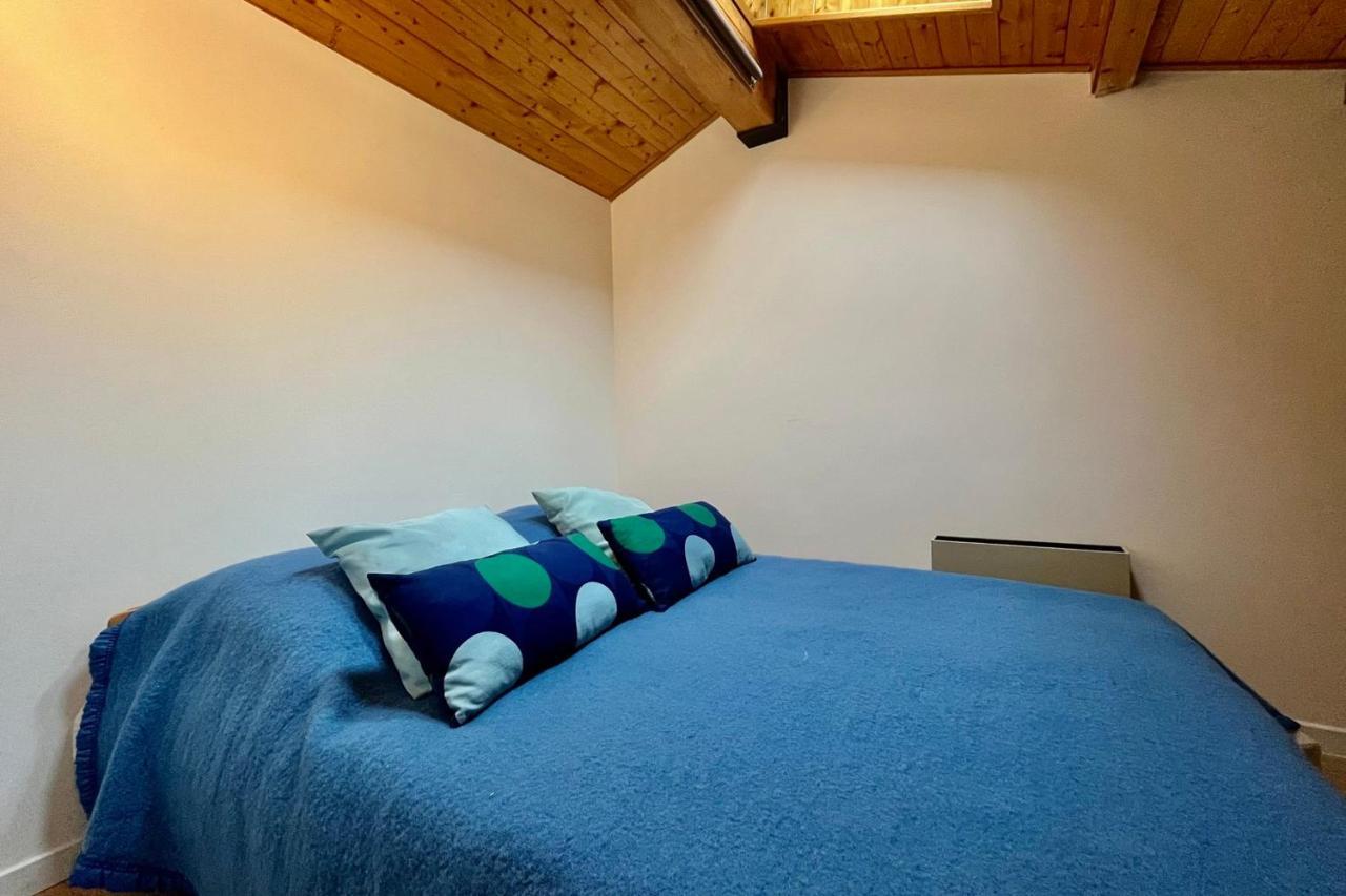 With Balcony And Exceptional View *