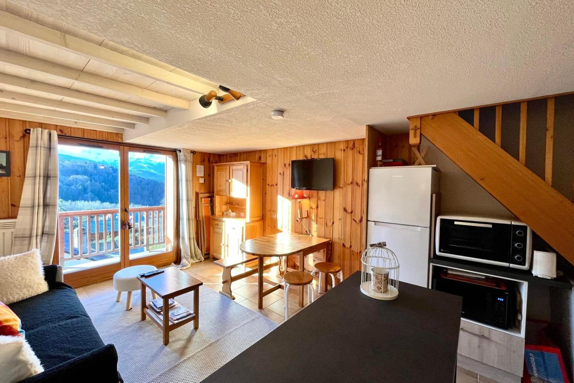 Apartment With Balcony And Exceptional View