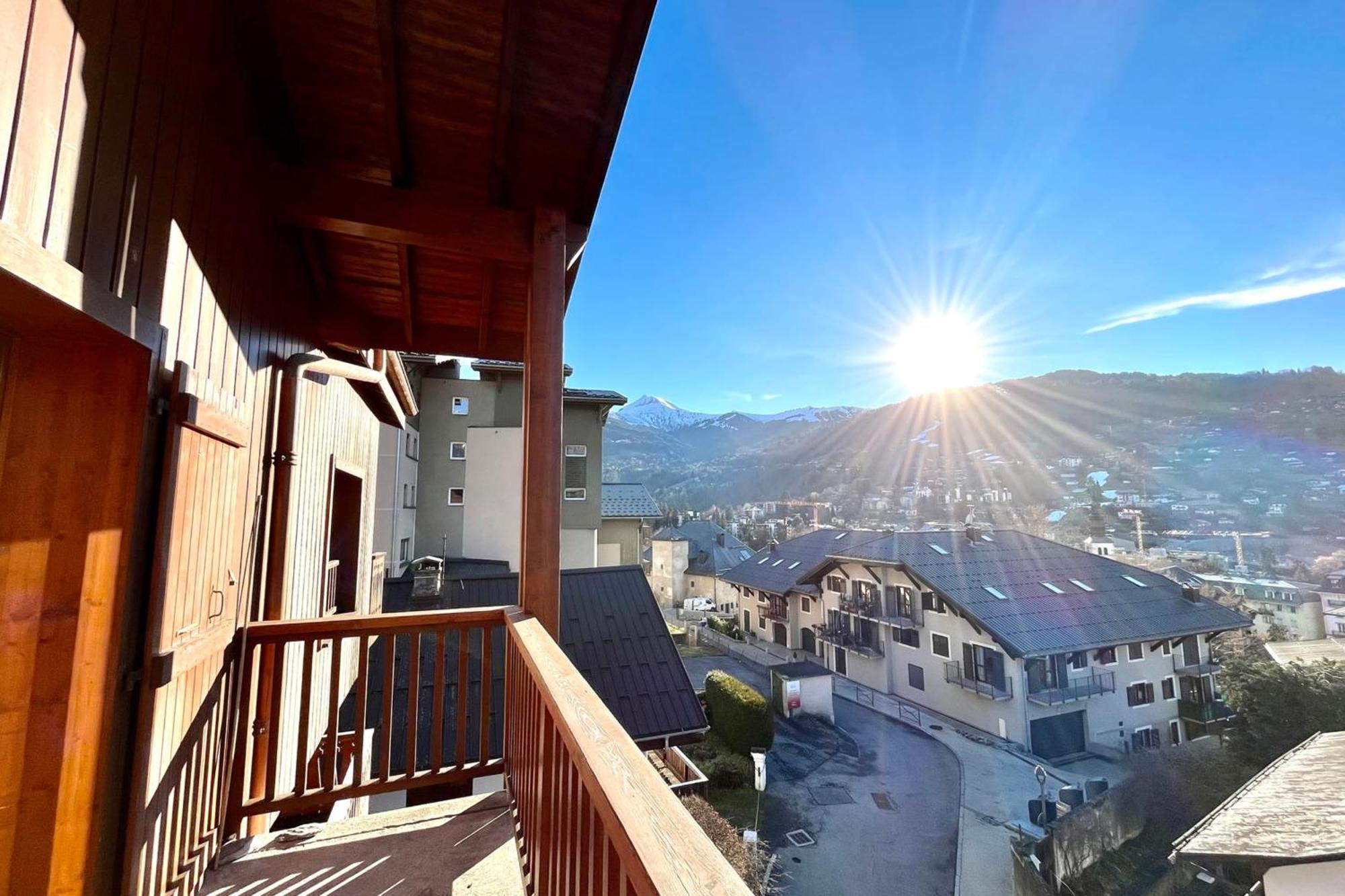 Appartement With Balcony And Exceptional View *